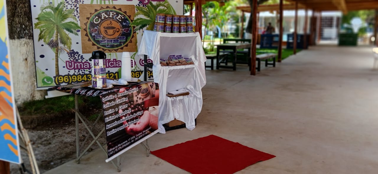 Xícara de café de açaí